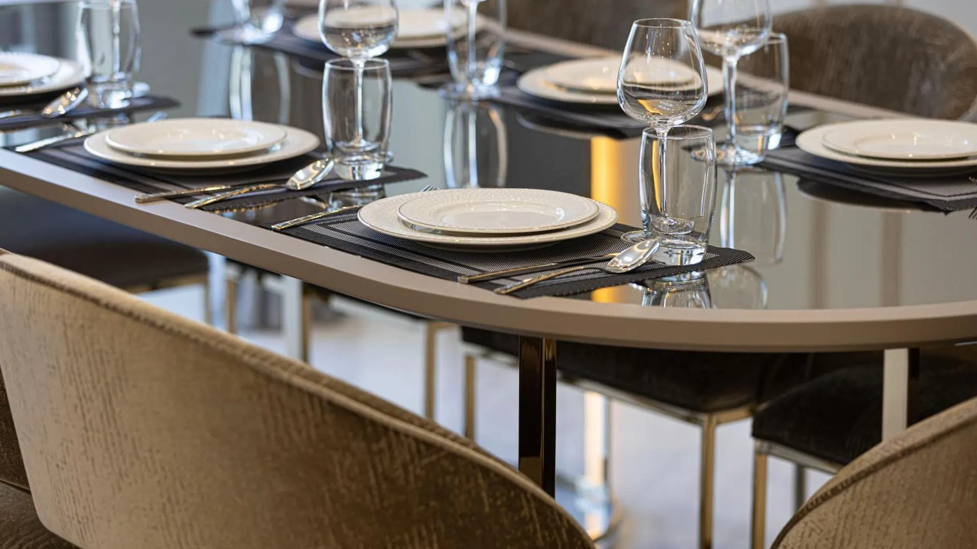 Spacious 3Bedroom Luxury Apartment In Business Bay Dubai