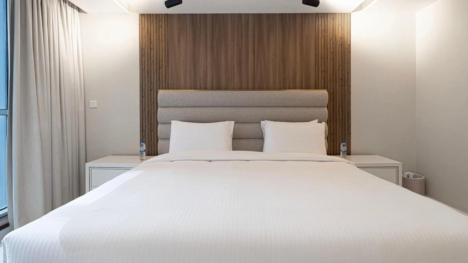 Spacious 3Bedroom Luxury Apartment In Business Bay Dubai United Arab Emirates