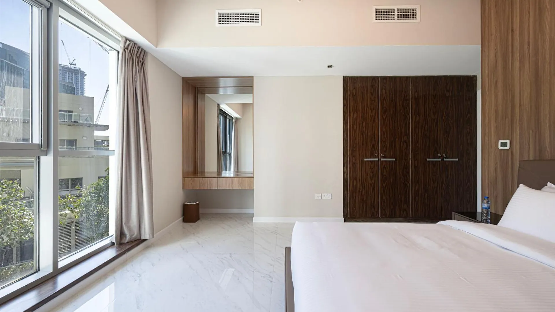 Spacious 3Bedroom Luxury Apartment In Business Bay Dubai United Arab Emirates