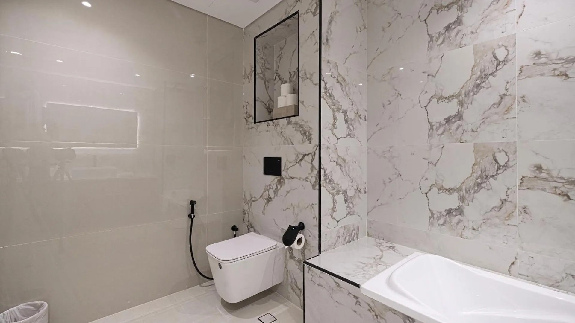 Spacious 3Bedroom Luxury Apartment In Business Bay Dubai