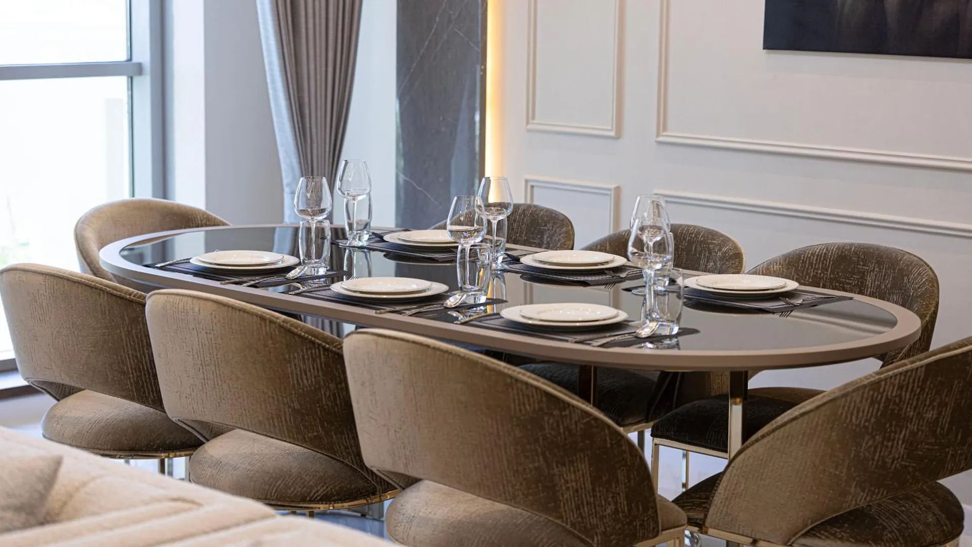 Spacious 3Bedroom Luxury Apartment In Business Bay Dubai
