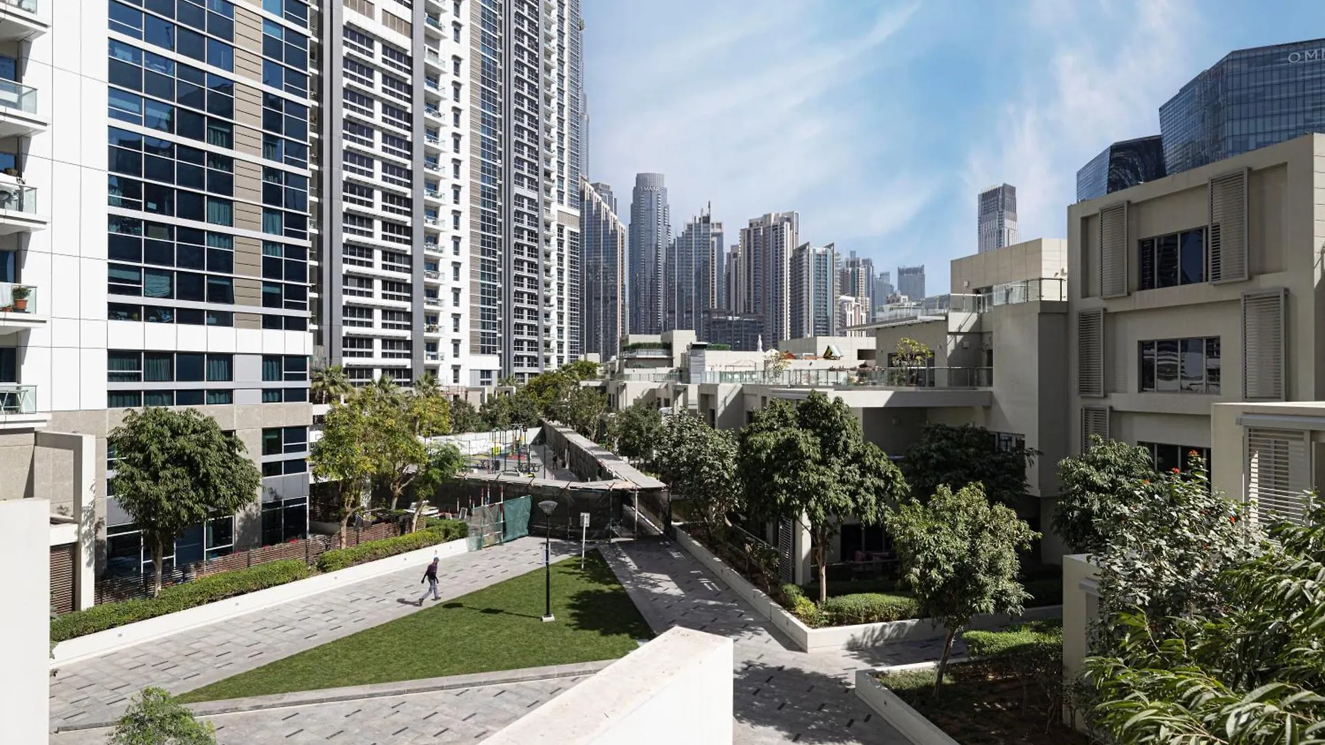 Spacious 3Bedroom Luxury Apartment In Business Bay Dubai